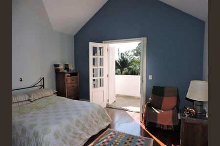 11_photo/94cfab224b.fe134200941fedba-ATLAS-9e29a1ae-3a1f-4c4c-b42d-b9fc1065fb4a.jpg de casa para alugar com 4 quartos, 659m² em Vila Real Moinho Velho, Embu das Artes