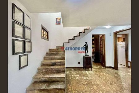 6_photo/94cfab2259.1d1f6fc2226a427b-ATLAS-fd1789ed-1a6f-4f54-bfb7-bbbe1a91c7c4.jpg de casa à venda com 4 quartos, 479m² em Vila Real Moinho Velho, Embu das Artes