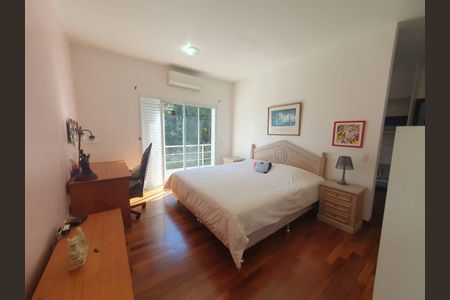 10_photo/94cfab234d.a944a7ef88bd55c6-ATLAS-5bb09ee4-4fda-4946-af90-11c3e8f84687.jpg de casa de condomínio à venda com 4 quartos, 750m² em Vila Real Moinho Velho, Embu das Artes