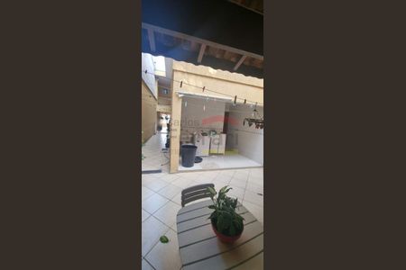 10_photo/94cfab32e3.f593c65414f33db3-ATLAS-c3dd5c68-91db-404d-8751-57fe958c002c.jpg de casa à venda com 3 quartos, 180m² em Jardim Vista Alegre, Embu das Artes