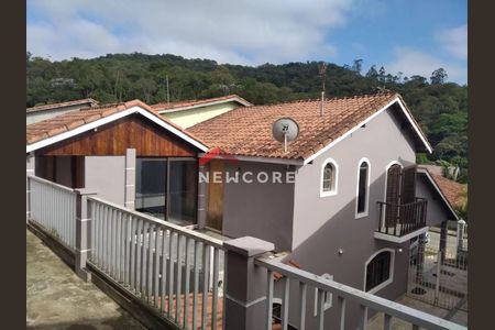 9_photo/94cfab3edd.5d1d6780e0822bc3-ATLAS-4b46b00f-e9a1-496e-893f-c8a499f10608.jpg de casa à venda com 4 quartos, 175m² em Jardim Santa Rita (Km 25), Embu das Artes