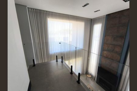 9_photo/94cfab4185.8a706a3c1c8a5b40-ATLAS-6239bc12-a8db-431a-9500-21f76dd9e86c.jpg de casa à venda com 4 quartos, 410m² em Centro, Embu das Artes