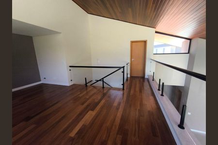 2_photo/94cfab46cb.8d9d2e8c4e07ca84-ATLAS-152b4cb3-5fd0-4e38-a206-3fc9dc73ed73.jpg de casa à venda com 4 quartos, 450m² em Parque Francisco Rizzo, Embu das Artes