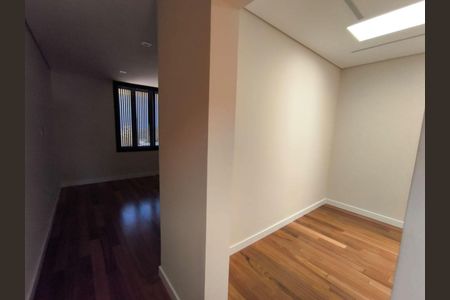 8_photo/94cfab46cb.8d9d2e8c4e07ca84-ATLAS-63be17a5-6db1-40e8-9903-d3fb61a1a5ad.jpg de casa à venda com 4 quartos, 450m² em Parque Francisco Rizzo, Embu das Artes