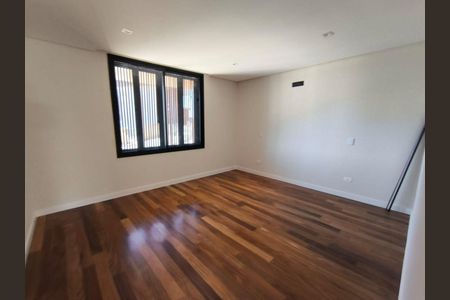 11_photo/94cfab46cb.8d9d2e8c4e07ca84-ATLAS-8edddeec-ef50-433f-aaf1-5addc860b5fa.jpg de casa à venda com 4 quartos, 450m² em Parque Francisco Rizzo, Embu das Artes