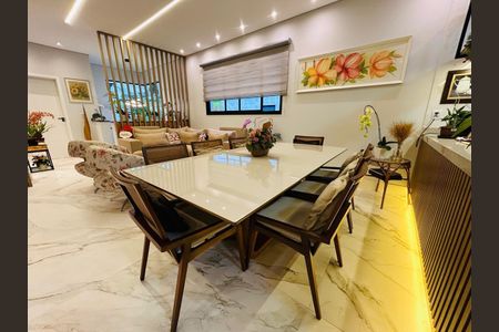 6_photo/94cfab46cd.6fe88814f58c8792-ATLAS-406d0da0-e3f1-49da-9d91-a20321e84507.jpg de casa à venda com 4 quartos, 435m² em Centro, Embu das Artes