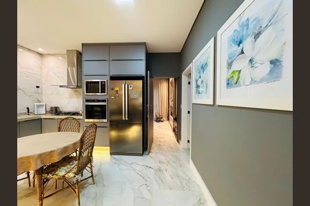 12_photo/94cfab46cd.6fe88814f58c8792-ATLAS-6cf5813d-c3fc-4084-a09d-2f2098c555e2.jpg de casa à venda com 4 quartos, 435m² em Centro, Embu das Artes