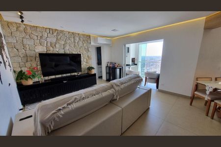 5_photo/94cfab484b.387fac3a7e9151da-ATLAS-3747f1ce-5e55-4296-950c-10d2b7149d5f.jpg de apartamento à venda com 2 quartos, 84m² em Jardim Lavorato, Embu das Artes