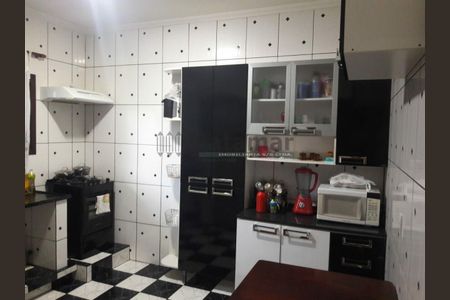 11_photo/94cfab4c23.8ae1cb5ed2a1280b-ATLAS-a4e76c30-abf8-402a-b2e0-ce4d6506a500.jpg de casa à venda com 4 quartos, 150m² em Jardim Lavorato, Embu das Artes