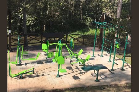 9_photo/94cfabaec7.cb4a3f4e1d4d223a-ATLAS-a6130837-64fe-4565-a2a7-62cc2b6e455f.jpg de casa para alugar com 4 quartos, 350m² em Jardim Branca Flor, Embu das Artes