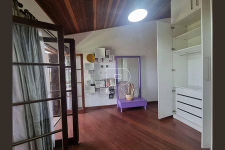 5_photo/94cfabb395.eac4368e9a4a4ed1-ATLAS-1c5f4cdc-7c5e-443f-a5b5-a63cd97a2e72.jpg de casa para alugar com 4 quartos, 570m² em Invernada, Embu das Artes