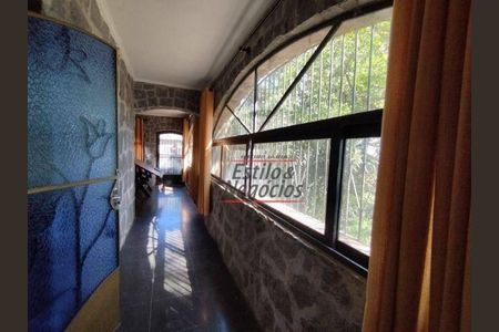 19_photo/94cfabc545.93b8fa184532727f-ATLAS-2d256fe8-e724-4284-9da2-3258a50c62a9.jpg de casa para alugar com 5 quartos, 1000m² em Chácaras Bartira, Embu das Artes