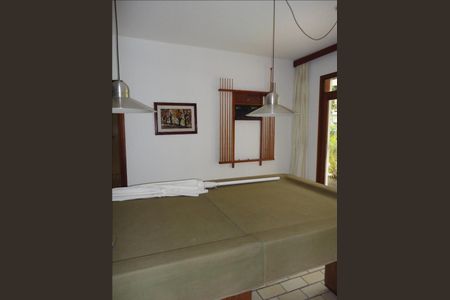 18_photo/94cfabca8f.fe96b63aec789ef1-ATLAS-6d6d8658-3d8a-4da7-889f-e33a60246823.jpg de casa à venda com 4 quartos, 541m² em Chácaras São Cristovao, Embu das Artes