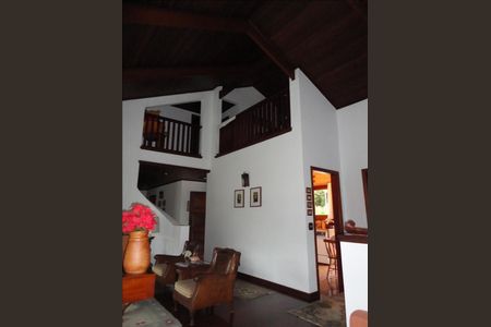 47_photo/94cfabca8f.fe96b63aec789ef1-ATLAS-dc938460-3dec-4cd0-97af-88b3cea2286d.jpg de casa à venda com 4 quartos, 541m² em Chácaras São Cristovao, Embu das Artes