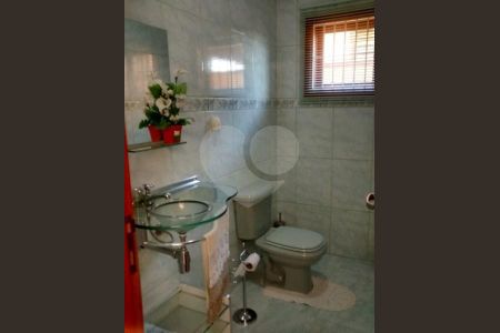 9_photo/94cfae8f21.49e5f4e107e90c19-ATLAS-84840d93-c55b-4ea1-b162-a21084e2beb8.jpg de casa à venda com 3 quartos, 460m² em Chácara dos Manacás, Cotia