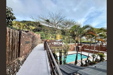 12_photo/94d1fdde39.b88c9f23dde11cca-ATLAS-5e3b7a12-d1f3-4fba-a9aa-c82522693947.jpg de casa à venda com 6 quartos, 400m² em Jardim Guaiuba, Guarujá