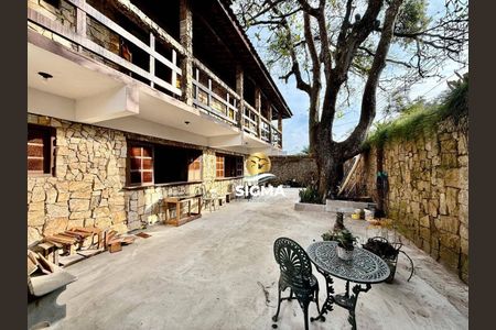 5_photo/94d1fdde39.b88c9f23dde11cca-ATLAS-fd72e7c1-e381-44e5-a06e-3f5963e78977.jpg de casa à venda com 6 quartos, 400m² em Jardim Guaiuba, Guarujá