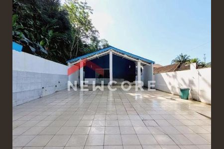 4_photo/94d1fddf97.93b8fa184532727f-ATLAS-a8cb821d-da4a-423b-b9ef-7255ccef8d71.jpg de casa à venda com 3 quartos, 170m² em Jardim Guaiuba, Guarujá