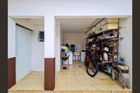 19_photo/94d1fddfd1.32a8019b0364636a-ATLAS-b1beb001-9ccc-4f40-97a2-910a33892b26.jpg de casa à venda com 3 quartos, 250m² em Jardim Guaiuba, Guarujá