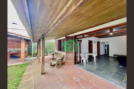 9_photo/94d1fde03d.597fe7fdc9850daf-ATLAS-cca0b0b3-ba1a-4ade-ad2f-3389815fb064.jpg de casa à venda com 4 quartos, 200m² em Jardim Guaiuba, Guarujá