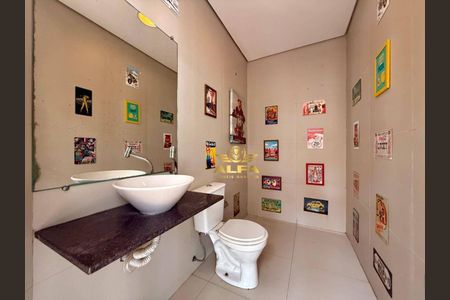 4_photo/94d1fde083.f7e81ba1849dc159-ATLAS-24e1d17a-59a6-4a2d-be7b-984af0765597.jpg de casa à venda com 4 quartos, 450m² em Jardim Guaiuba, Guarujá