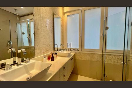 11_photo/94d1fde087.ae6ed13d24276bdb-ATLAS-6a905e80-2cbf-4bff-9c59-0b893315e2c7.jpg de casa para alugar com 4 quartos, 400m² em Jardim Guaiuba, Guarujá