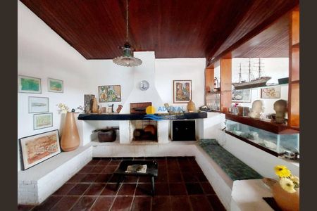 10_photo/94d1fde091.8cbbc6e43ead3576-ATLAS-9ae11422-30a9-4e1d-a951-4e7864a5b3f9.jpg de casa à venda com 4 quartos, 250m² em Jardim Guaiuba, Guarujá