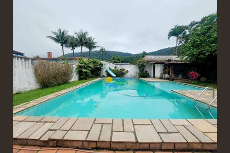 2_photo/94d1fde091.8cbbc6e43ead3576-ATLAS-9f7b26a6-a4af-4bab-b2f7-493c5e33ddb7.jpg de casa à venda com 4 quartos, 250m² em Jardim Guaiuba, Guarujá