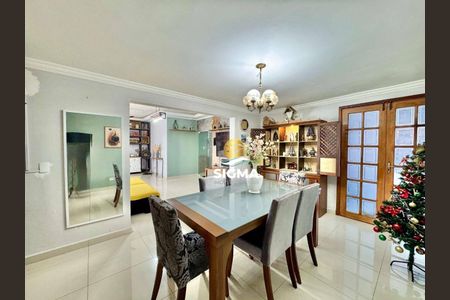 4_photo/94d1fde0bb.906a5e4bd6297272-ATLAS-a14bf235-e19f-49ea-a2d1-5c28c5d33af3.jpg de casa à venda com 6 quartos, 300m² em Jardim Guaiuba, Guarujá