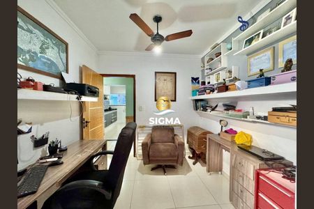 2_photo/94d1fde0bb.9845a183adc4e21d-ATLAS-14a3112f-1050-44a3-8392-d21dbcd53467.jpg de casa à venda com 4 quartos, 300m² em Jardim Guaiuba, Guarujá