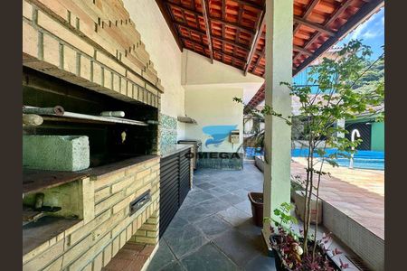 4_photo/94d1fde0df.49e5f4e107e90c19-ATLAS-34af9399-0b69-4843-9d53-d2f443b3d77f.jpg de casa à venda com 9 quartos, 382m² em Jardim Guaiuba, Guarujá