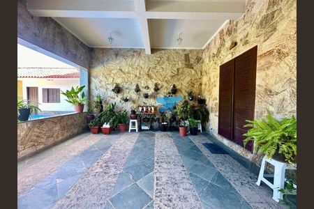 9_photo/94d1fde0df.49e5f4e107e90c19-ATLAS-d59a143b-806e-4cd4-a963-4db1672f1fc1.jpg de casa à venda com 9 quartos, 382m² em Jardim Guaiuba, Guarujá