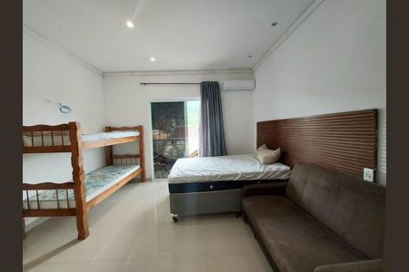 27_photo/94d1fde0df.e5c1dbf3952ec410-ATLAS-3685abbb-2e46-4e9b-90e8-66b1f0a744f5.jpg de casa à venda com 4 quartos, 290m² em Jardim Guaiuba, Guarujá