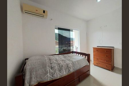 2_photo/94d1fde0df.e5c1dbf3952ec410-ATLAS-6e75a01b-4a00-4126-a656-eea0c7fa58fb.jpg de casa à venda com 4 quartos, 290m² em Jardim Guaiuba, Guarujá