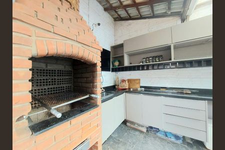 3_photo/94d1fde0df.e5c1dbf3952ec410-ATLAS-e4779bf7-584b-45a4-add7-e3a7ec0b9dc5.jpg de casa à venda com 4 quartos, 290m² em Jardim Guaiuba, Guarujá