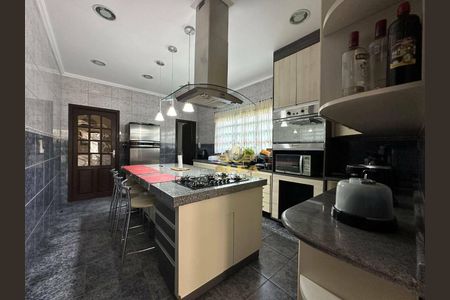 7_photo/94d1fde0e9.0e7c2b97b6565b4a-ATLAS-b19a20d5-c6ed-492f-8ba0-cbacc2dd8f64.jpg de casa à venda com 9 quartos, 328m² em Jardim Guaiuba, Guarujá