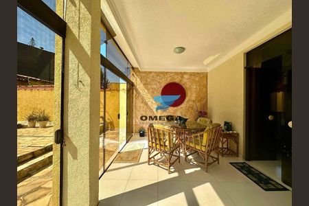 9_photo/94d1fde0ed.2f15d505e37c7ac5-ATLAS-41c75b6d-1f99-4668-ba04-6d47daaed2da.jpg de casa à venda com 6 quartos, 300m² em Jardim Guaiuba, Guarujá