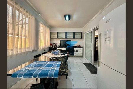 1_photo/94d1fde0ed.2f15d505e37c7ac5-ATLAS-68db4581-fac5-4c71-9b5e-8b1bd9bd332b.jpg de casa à venda com 6 quartos, 300m² em Jardim Guaiuba, Guarujá