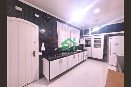 3_photo/94d1fde0fd.a824f5d462c04ebd-ATLAS-8352a9ed-ffb9-49df-a6eb-88a4d01ac02d.jpg de casa à venda com 5 quartos, 600m² em Jardim Guaiuba, Guarujá