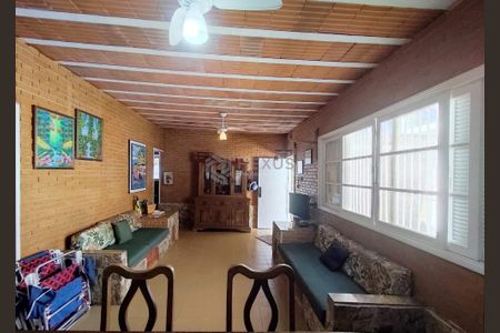 4_photo/94d1fde125.2832257cbb3df2c4-ATLAS-be77b7ac-0d2a-44ba-b7d2-65d9a67e1780.jpg de casa à venda com 3 quartos, 200m² em Jardim Guaiuba, Guarujá