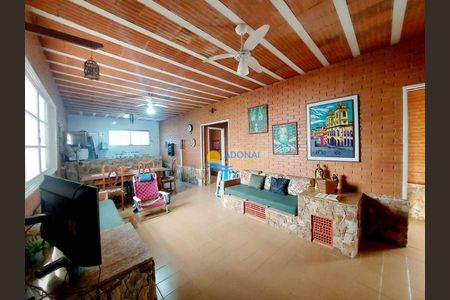 7_photo/94d1fde125.2832257cbb3df2c4-ATLAS-d972ef48-9c0a-42e3-bb09-e01c85b80b0a.jpg de casa à venda com 4 quartos, 230m² em Jardim Guaiuba, Guarujá