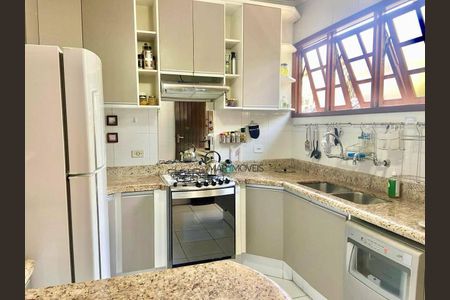 8_photo/94d1fde12d.6a3329eb04d37c58-ATLAS-83a6e1af-92cd-4e23-ba0b-83adeeb4252d.jpg de casa à venda com 3 quartos, 201m² em Jardim Guaiuba, Guarujá