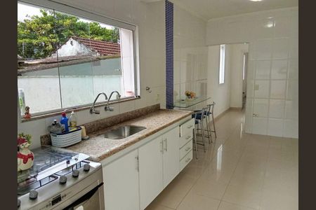 6_photo/94d1fde1c9.76c9ba83eeb181e8-ATLAS-b700e27f-eb51-40e0-a202-e6c910aafe1d.jpg de casa à venda com 3 quartos, 170m² em Jardim Guaiuba, Guarujá