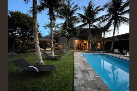 9_photo/94d1fde1d5.18e6ac91b37a8e88-ATLAS-5ee7ebff-f4e3-4a75-8a9b-1fda983e5a42.jpg de casa à venda com 5 quartos, 400m² em Jardim Guaiuba, Guarujá