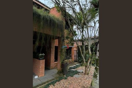 9_photo/94d1fde1d5.18e6ac91b37a8e88-ATLAS-71b7c5f1-9111-4036-9864-e4b177ac01e2.jpg de casa à venda com 5 quartos, 420m² em Jardim Guaiuba, Guarujá