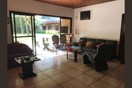 16_photo/94d1fde1d5.18e6ac91b37a8e88-ATLAS-b090b6fd-a6a8-4de7-8bc8-7a2f5b07b968.jpg de casa à venda com 5 quartos, 420m² em Jardim Guaiuba, Guarujá