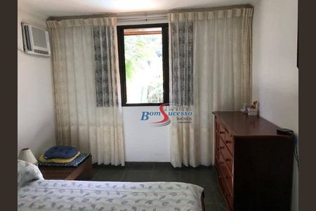 34_photo/94d1fde1d5.18e6ac91b37a8e88-ATLAS-dac68c17-a2c3-4f6f-b5dc-bde748f0131c.jpg de casa à venda com 5 quartos, 420m² em Jardim Guaiuba, Guarujá