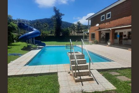 8_photo/94d1fde6c5.671b3960e7484b54-ATLAS-76b6fd38-fb14-4fd2-8f20-e2093b36689b.jpg de casa à venda com 4 quartos, 720m² em Jardim Guaiuba, Guarujá