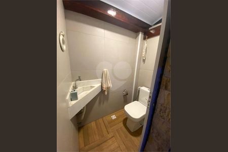 9_photo/94d1fde6d9.0abb473e952761da-ATLAS-02ac7c33-87e5-4506-a5f3-4b76d9a7325a.jpg de casa à venda com 4 quartos, 201m² em Jardim Guaiuba, Guarujá