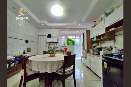 21_photo/94d1fde6d9.b5ce3c1877a0d39d-ATLAS-b19aa24e-199e-4d18-a18b-fd0fc1b789a8.jpg de casa à venda com 3 quartos, 145m² em Jardim Guaiuba, Guarujá